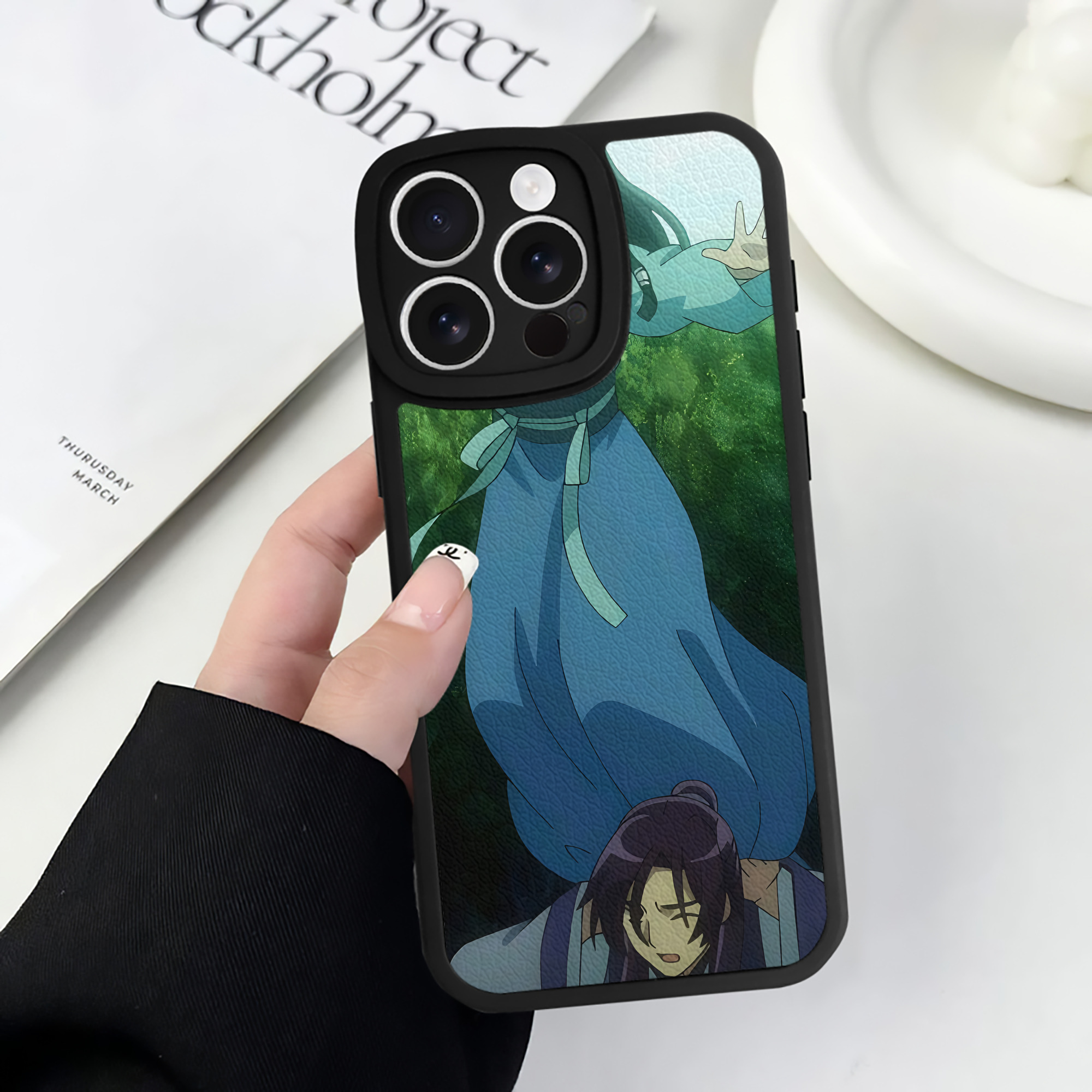 薬屋のひとりごと The Apothecary Diaries 【iPhone 16シリーズ対応】シリコンスマホケース（レザー調） 材質：シリコン